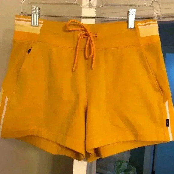 Athleta Triumph Game Point Shortie mini-shorts.  Yellow.  Size S - Picture 1 of 7